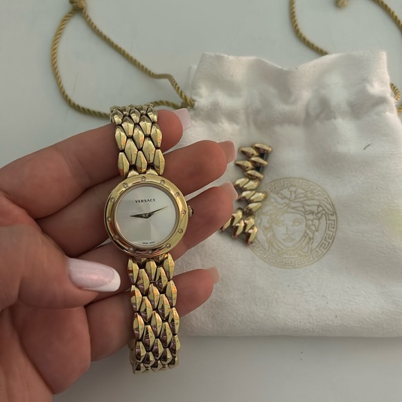 Versace V-Flare Quartz Silver Dial Ladies Watch - Picture 1 of 10